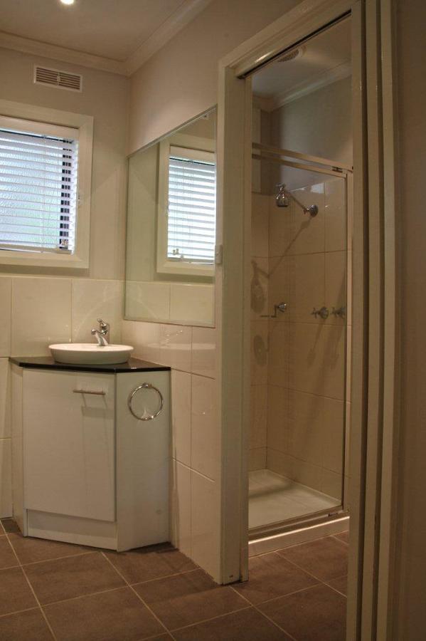 Grevillea Gardens Apartment 3 Bright Δωμάτιο φωτογραφία